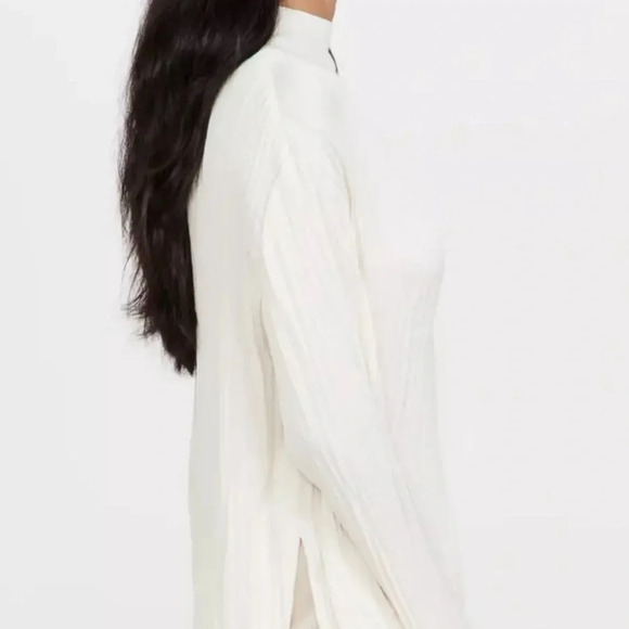 VINCE | Ivory Rib Mock Neck Long Sleeve Blouse (M) - Picture 4 of 11